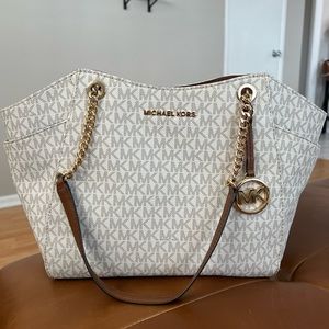 Michael Kors Marilyn Medium Logo Tote Bag